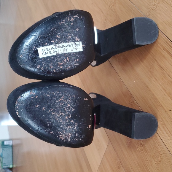 Michael Kors Adelina Runway Heels - Picture 4 of 8